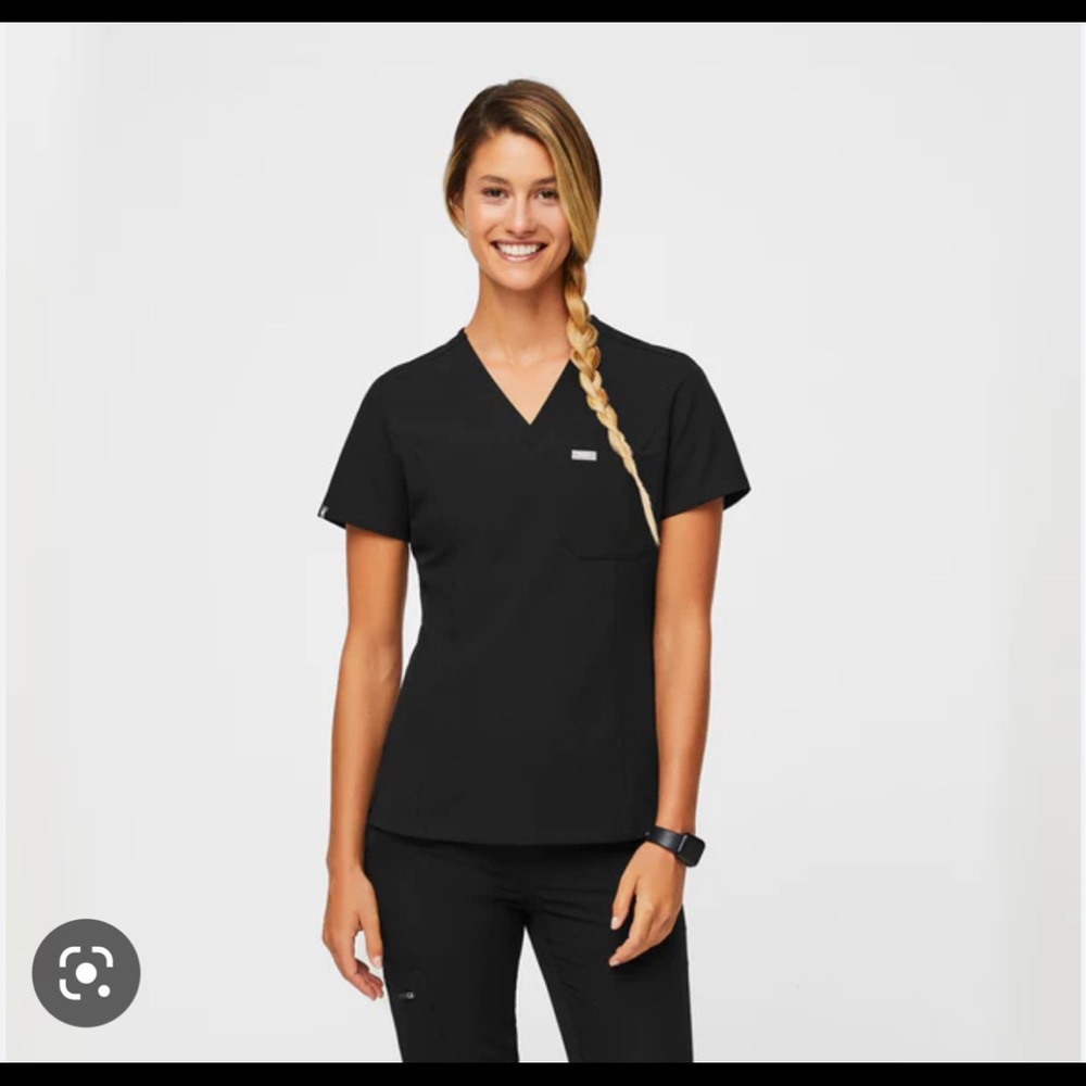 Black Figs top
